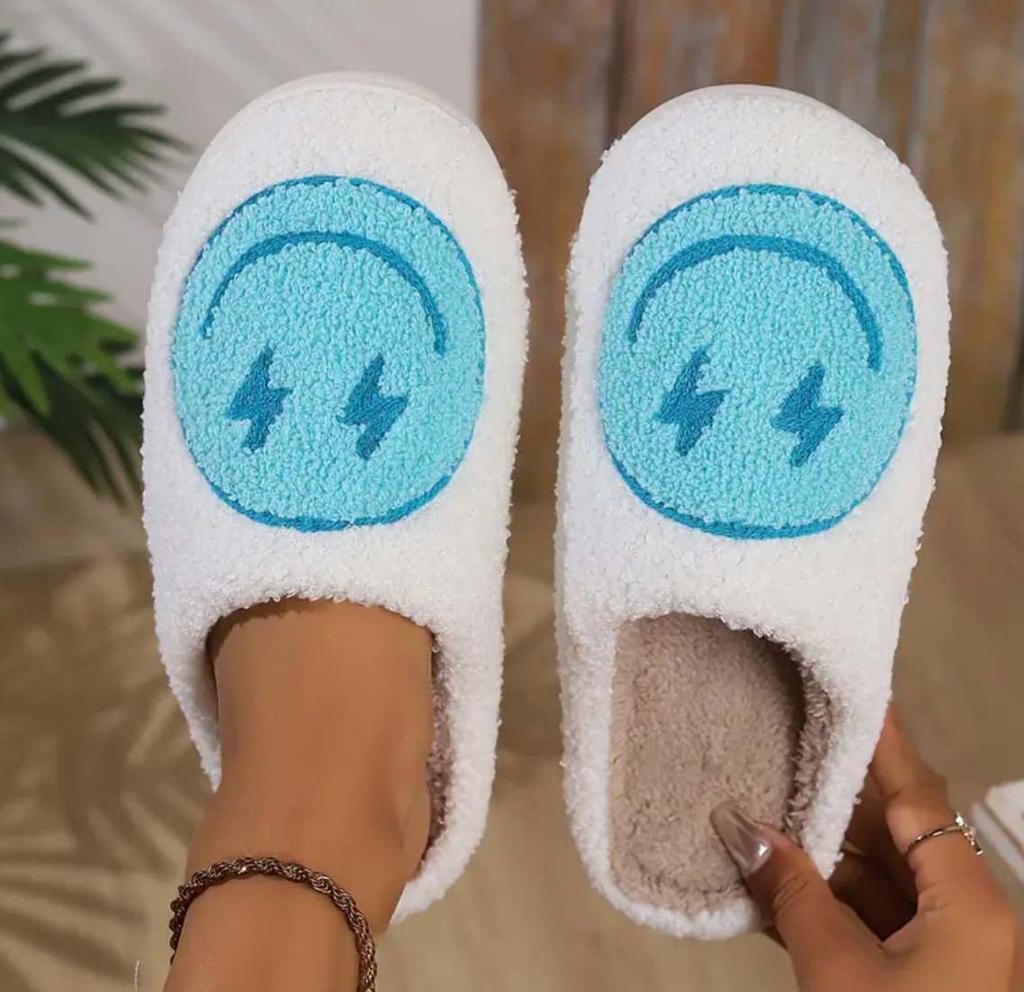 lightning strikes slippers